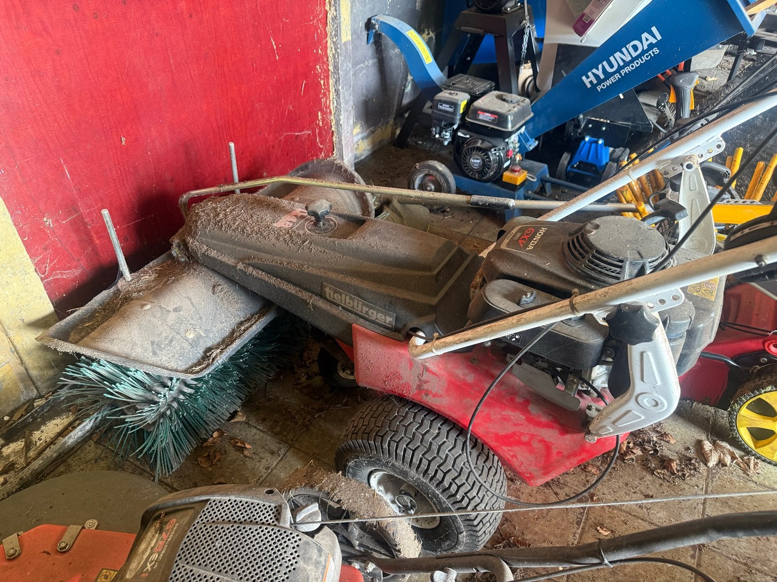 Veegmachine tielburrger TK 48 met Honda GXV 160 motor, Ophalen, Gebruikt