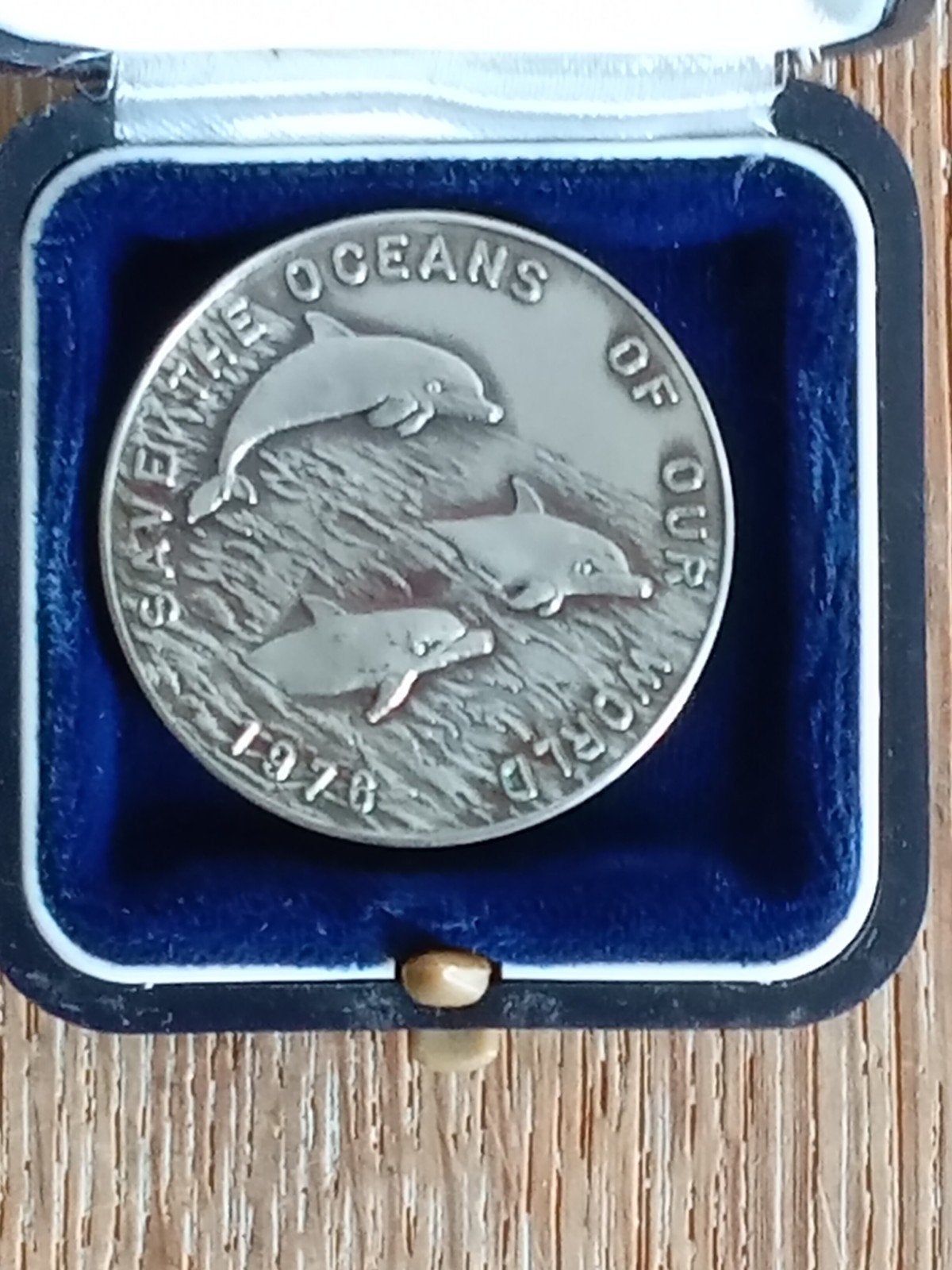 925 gekeurd zilver / 25 jaar WNF / Save the Oceans, Verzenden, Zilver