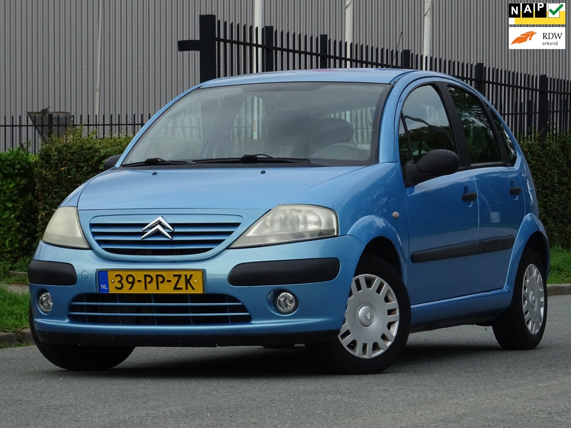 Citroen C3 1.4i Différence 82DKM/NAP/AC/CRUISE/APK 10-2027, Voorwielaandrijving, Dealer onderhouden, Blauw, Bedrijf
