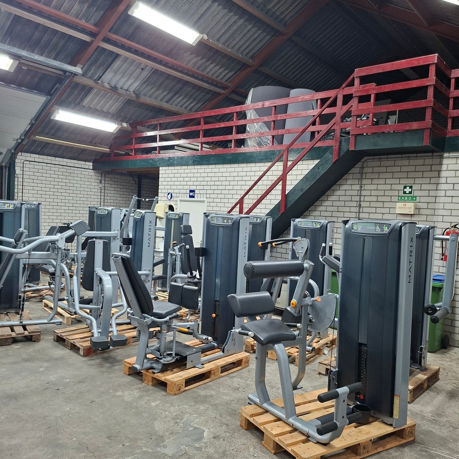 Matrix Versa  Compleet Gym  14 Kracht Machines, Sport en Fitness, Ophalen, Zo goed als nieuw, Benen, Overige typen