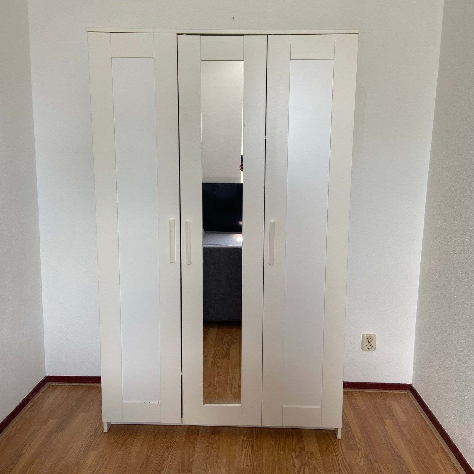 IKEA Brimnes Kledingkast, Huis en Inrichting, Kasten | Kledingkasten, Ophalen, Gebruikt, 100 tot 150 cm, 150 tot 200 cm