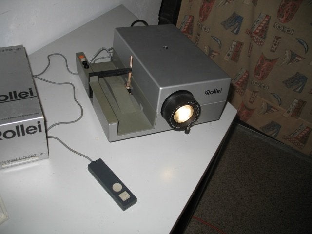 Rollei midformaat diaprojector, Ophalen of Verzenden, Gebruikt