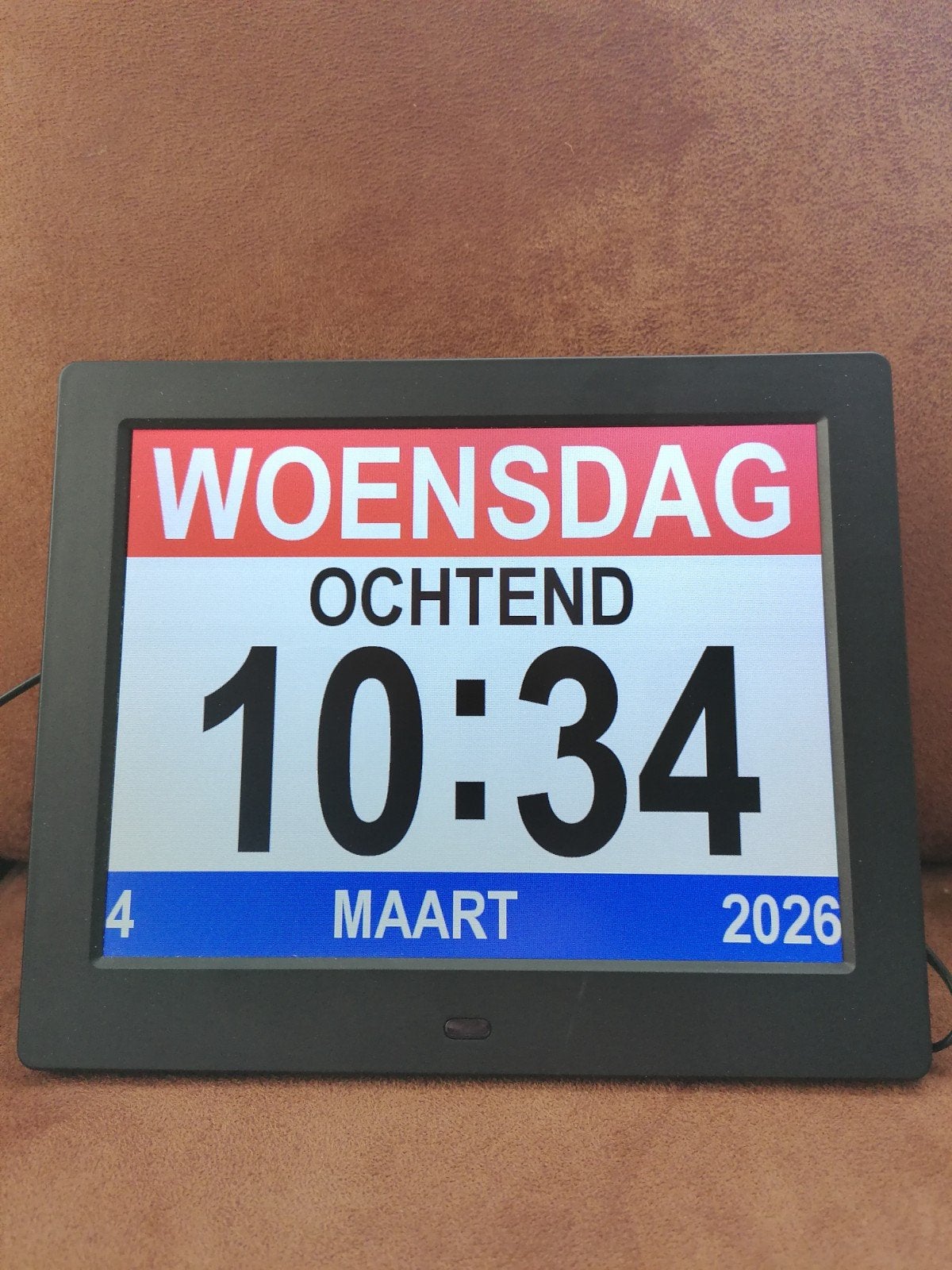 senioren klok, Huis en Inrichting, Woonaccessoires | Klokken, Ophalen, Gebruikt, Digitaal, Tafelklok