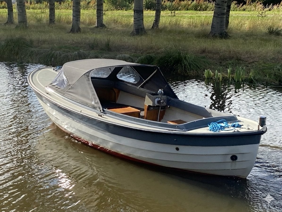 Saga 20 Noorse Spitsgatter - Instapklaar & Vaarbewijsvrij, Watersport en Boten, 70 cm, Binnenboordmotor, 10 pk, Diesel