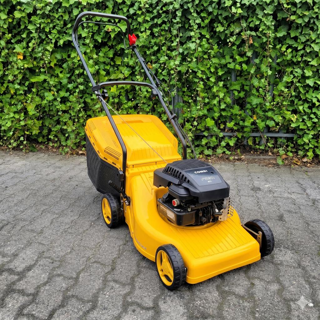 Stiga Combi 48 S zelfrijdende benzine grasmaaier – €150, Ophalen, Cirkelmaaier, Stiga, Zo goed als nieuw