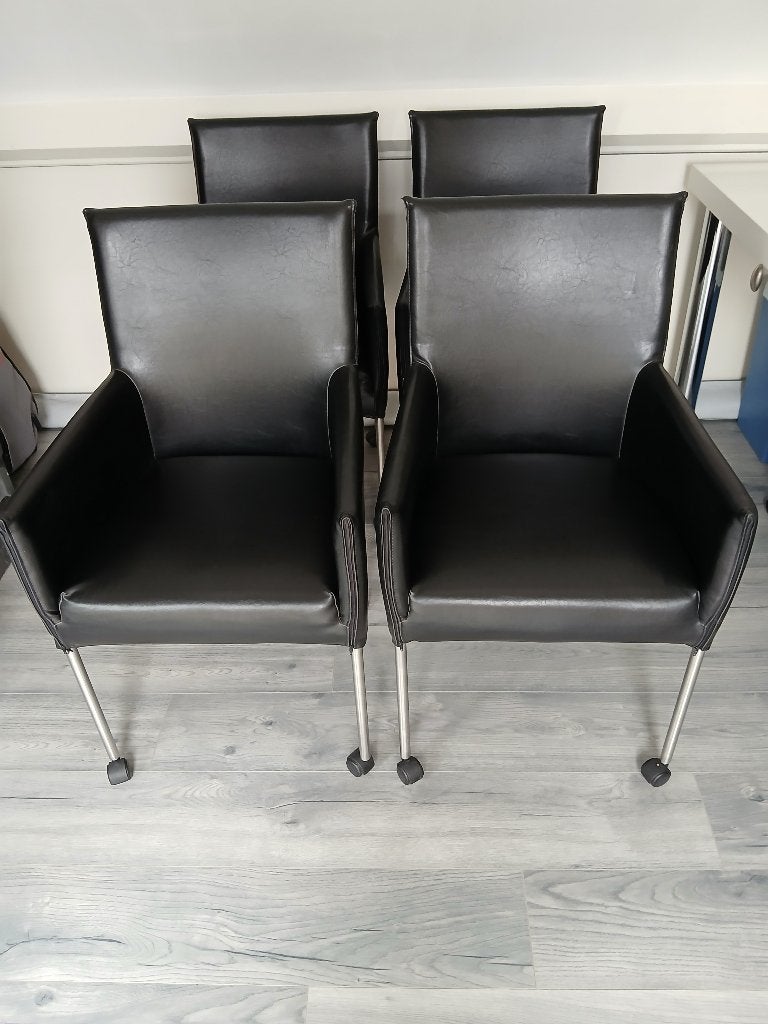 4x Eetkamerstoel, Huis en Inrichting, Stoelen, Ophalen, Overige materialen, Zwart, Zo goed als nieuw
