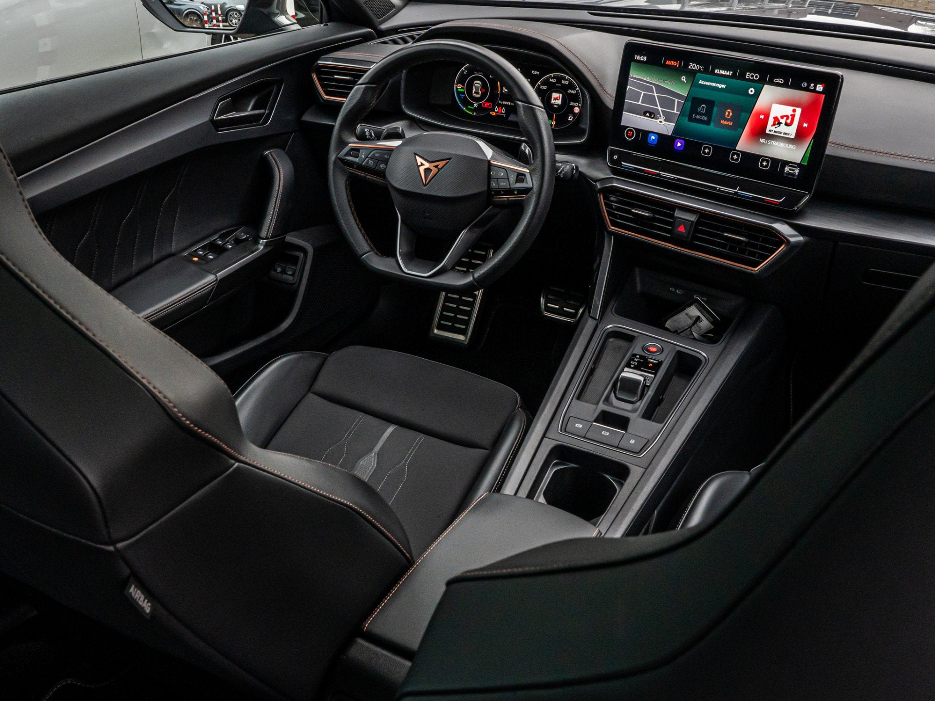 CUPRA Formentor 1.4 e-Hybrid VZ Performance PANO SCHAALSTOEL, Gebruikt, Euro 6, 4 cilinders, Formentor