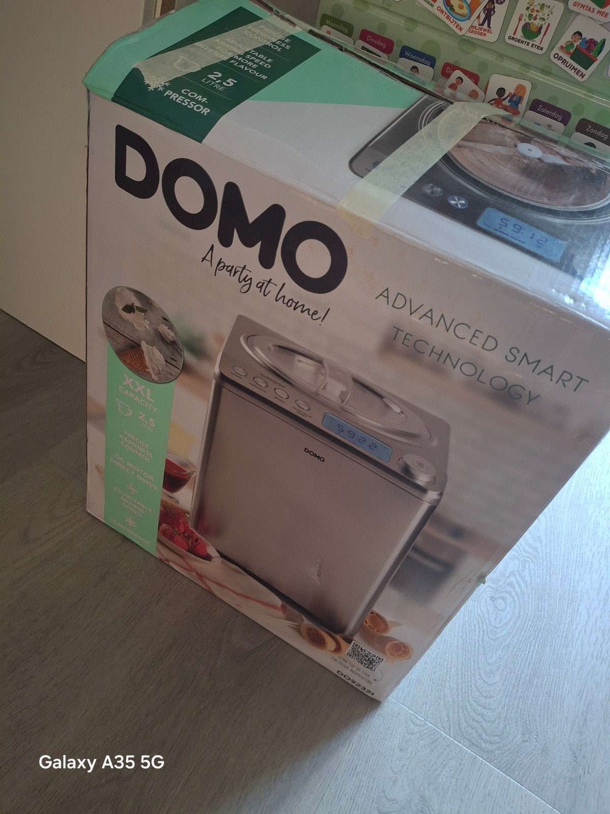 Zelfvriezende ijsmachine, Ophalen, Zo goed als nieuw