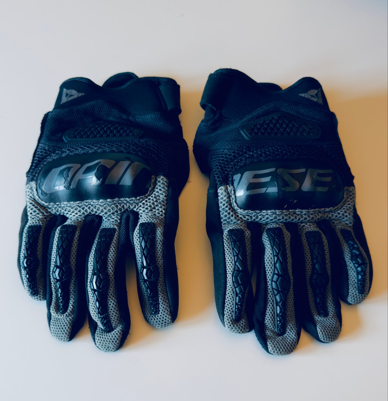 Dainese Bora motorhandschoenen zwart/antraciet maat M, Motoren, Ophalen of Verzenden, Tweedehands, Heren, Handschoenen