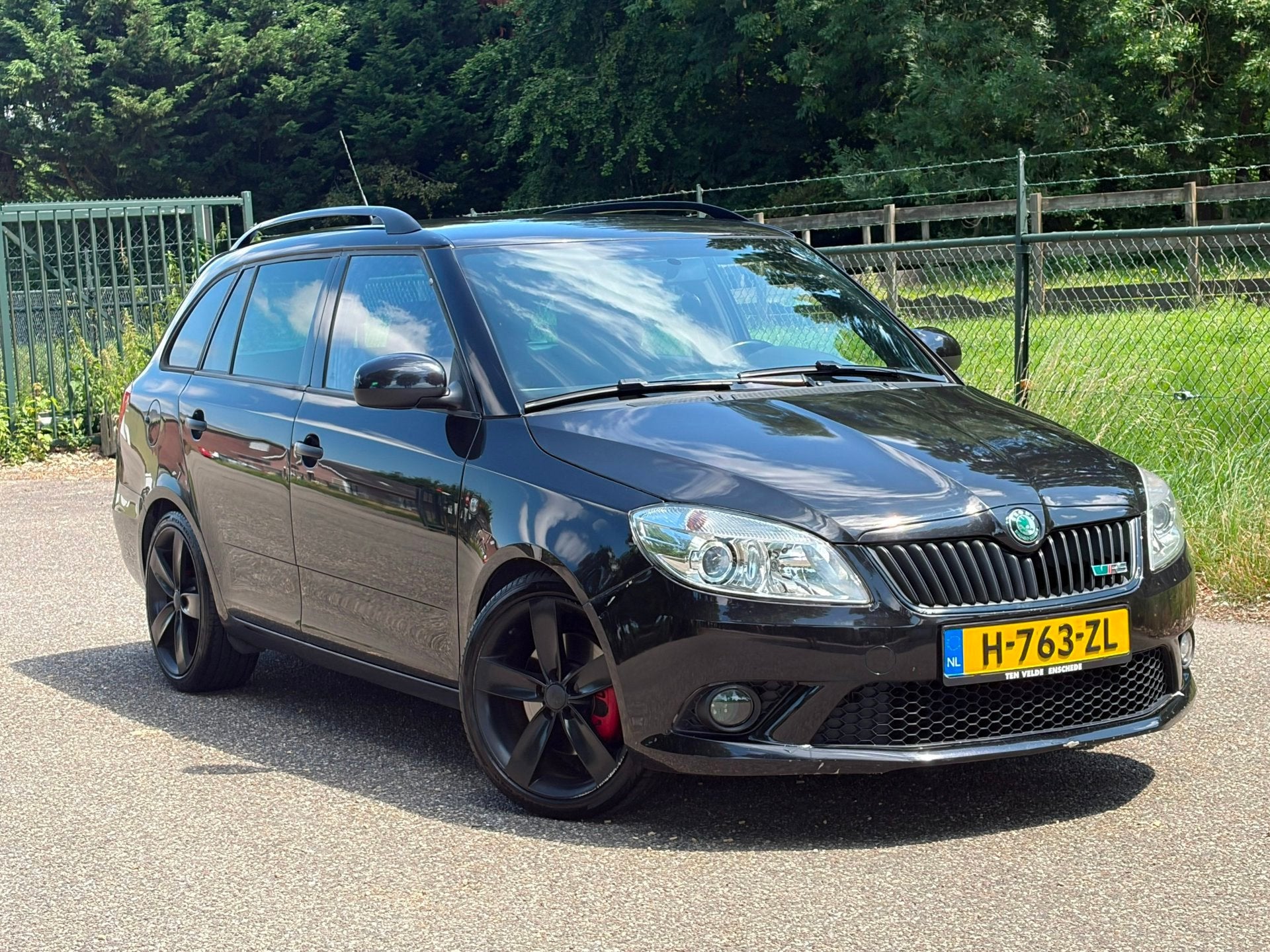Skoda Fabia Combi 1.4 TSI RS /Automaat/Navi/Airco/, Auto's, Euro 5, Gebruikt, 4 cilinders, Zwart