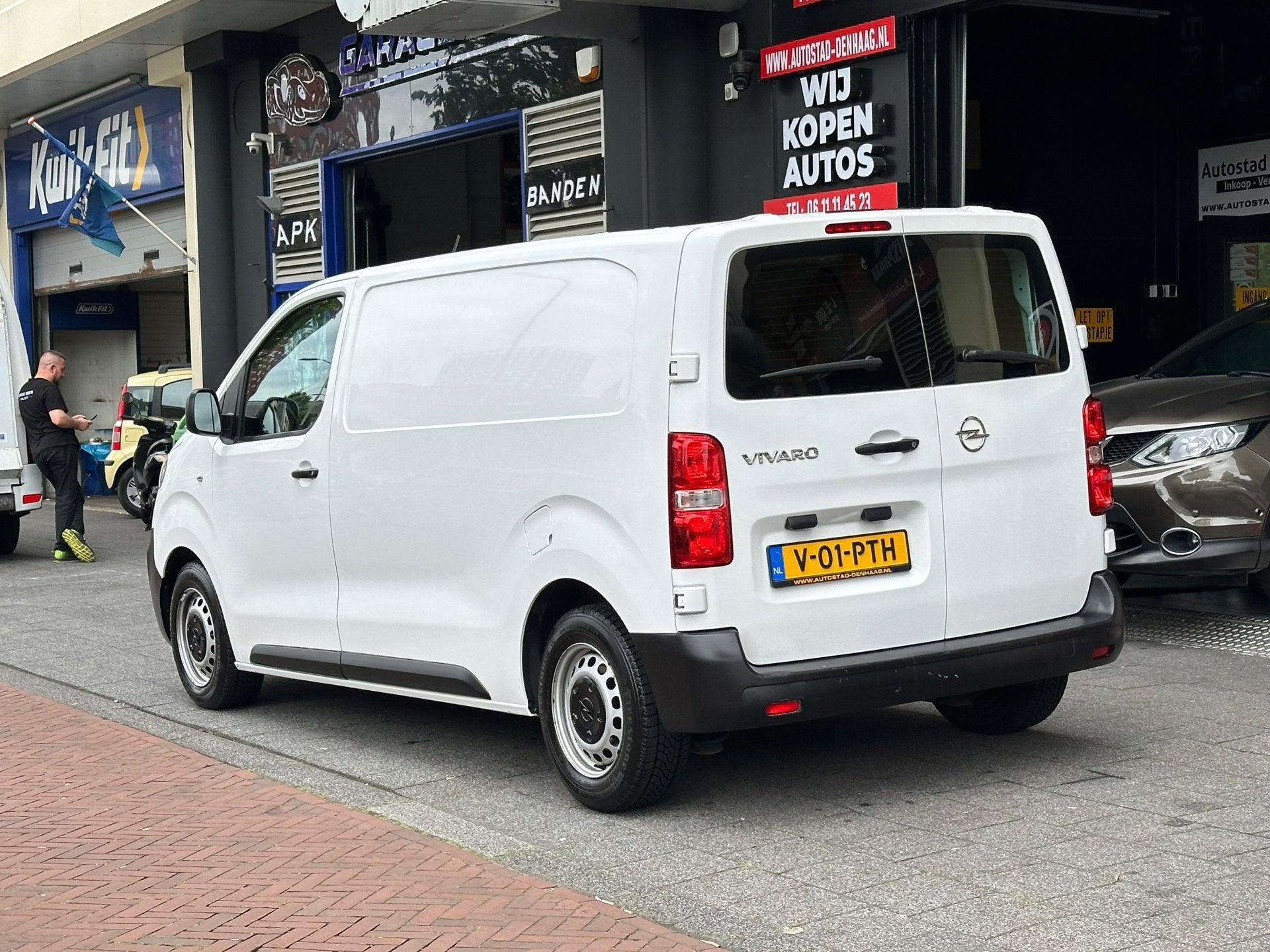 Opel VIVARO 1.5 CDTI L2H1 Edition Leer Airco, Auto's, Bestelauto's, 1556 kg, Gebruikt, Euro 6, Wit