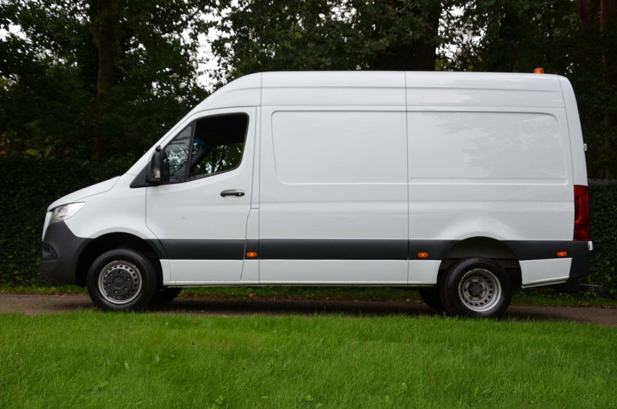 Mercedes-Benz Sprinter 516 2.2 CDI L2H2 DC EURO VI-D Werkpla, Gebruikt, 4 cilinders, 163 pk, Bedrijf