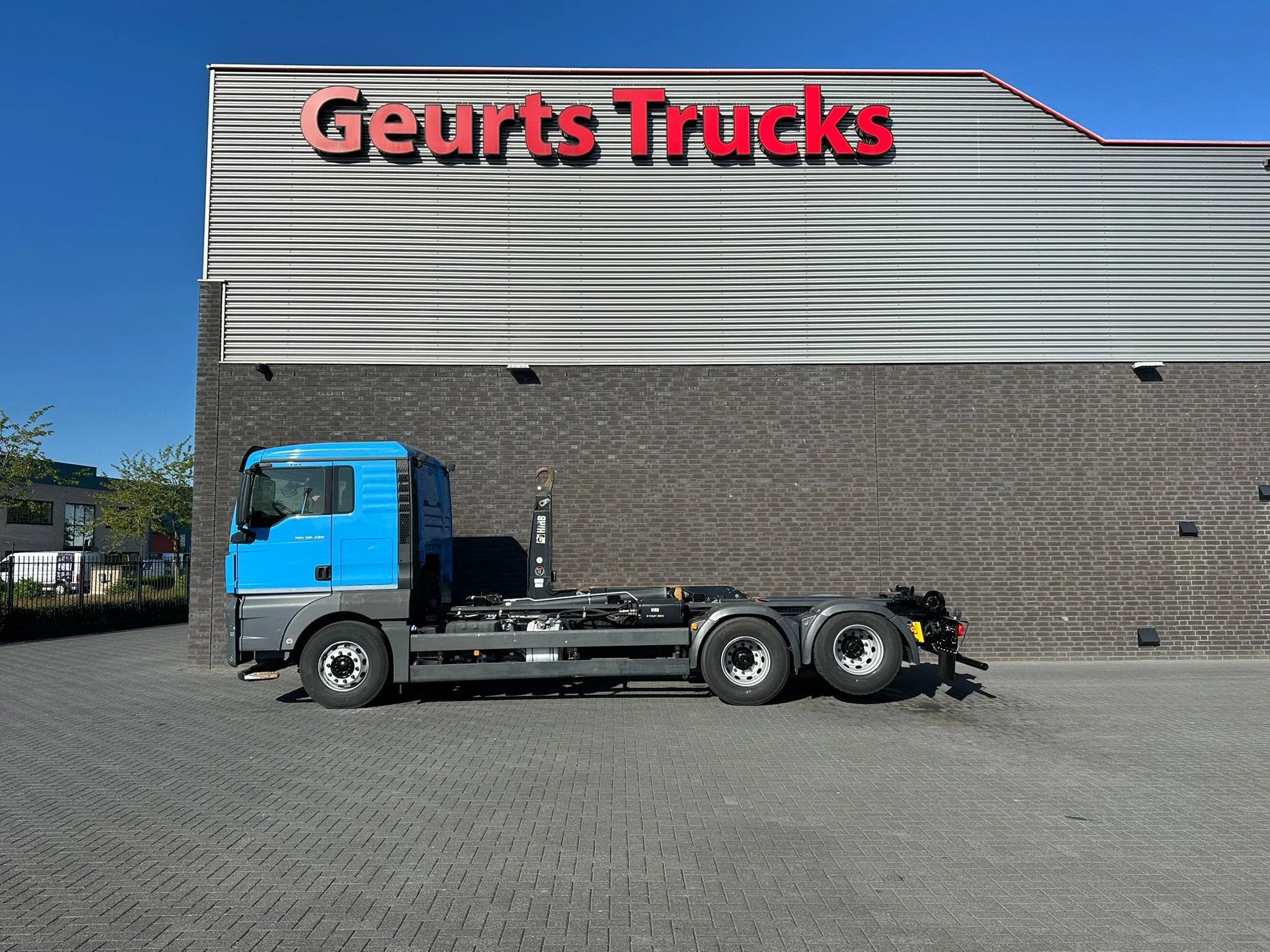 MAN TGX 28.480 6X2 MET HIAB MULTILIFT XR21S61 HAAKARMSYSTEEM, Automaat, Euro 6, 653 pk, Blauw