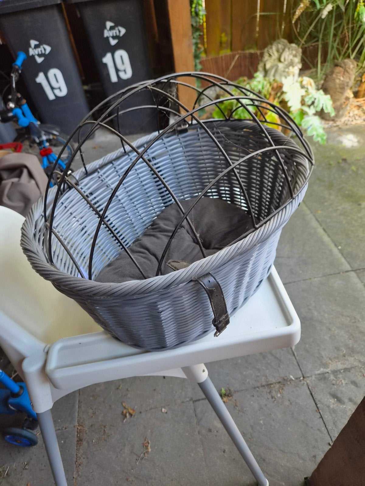 honden fietsmand, Fietsen en Brommers, Fietsaccessoires | Fietsmanden, Ophalen, Gebruikt, Fietsmand, Stuurbevestiging