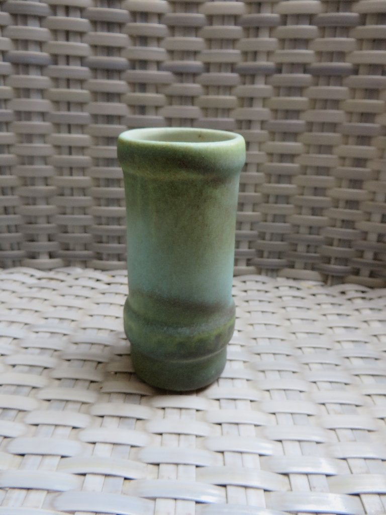 Lore Beesel groen vintage aardewerk vaasje, Math Camps 1970, Ophalen of Verzenden