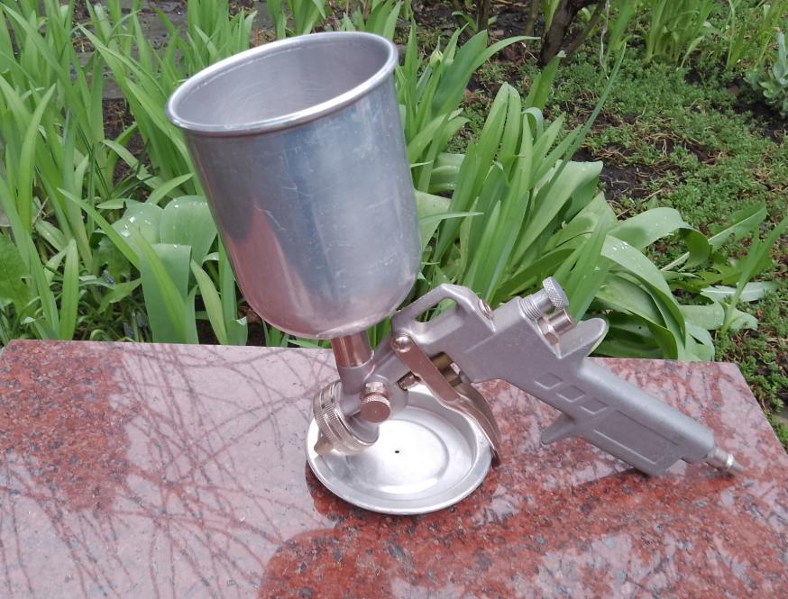 CAV verfspuit, verfpomp met bovenbeker, Ophalen of Verzenden, Gebruikt, Verfspuit of Verfpomp