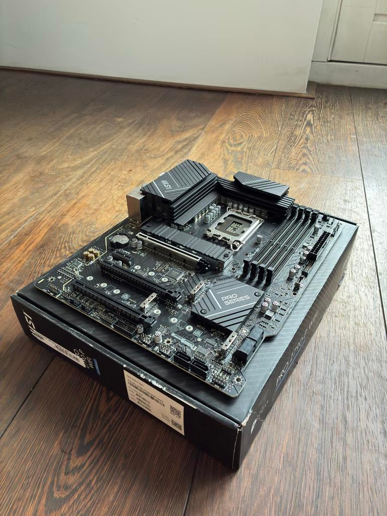 MSI PRO Z790-P WIFI Moederbord, Ophalen of Verzenden, Gebruikt, Intel, DDR5