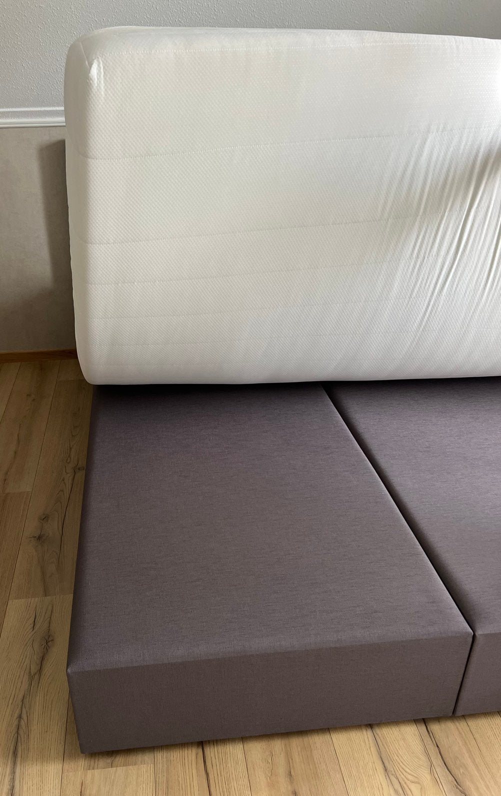 Boxspring 160x200cm incl matras dekbed en hoofdbord, Ophalen, Paars, Tweepersoons, Zo goed als nieuw