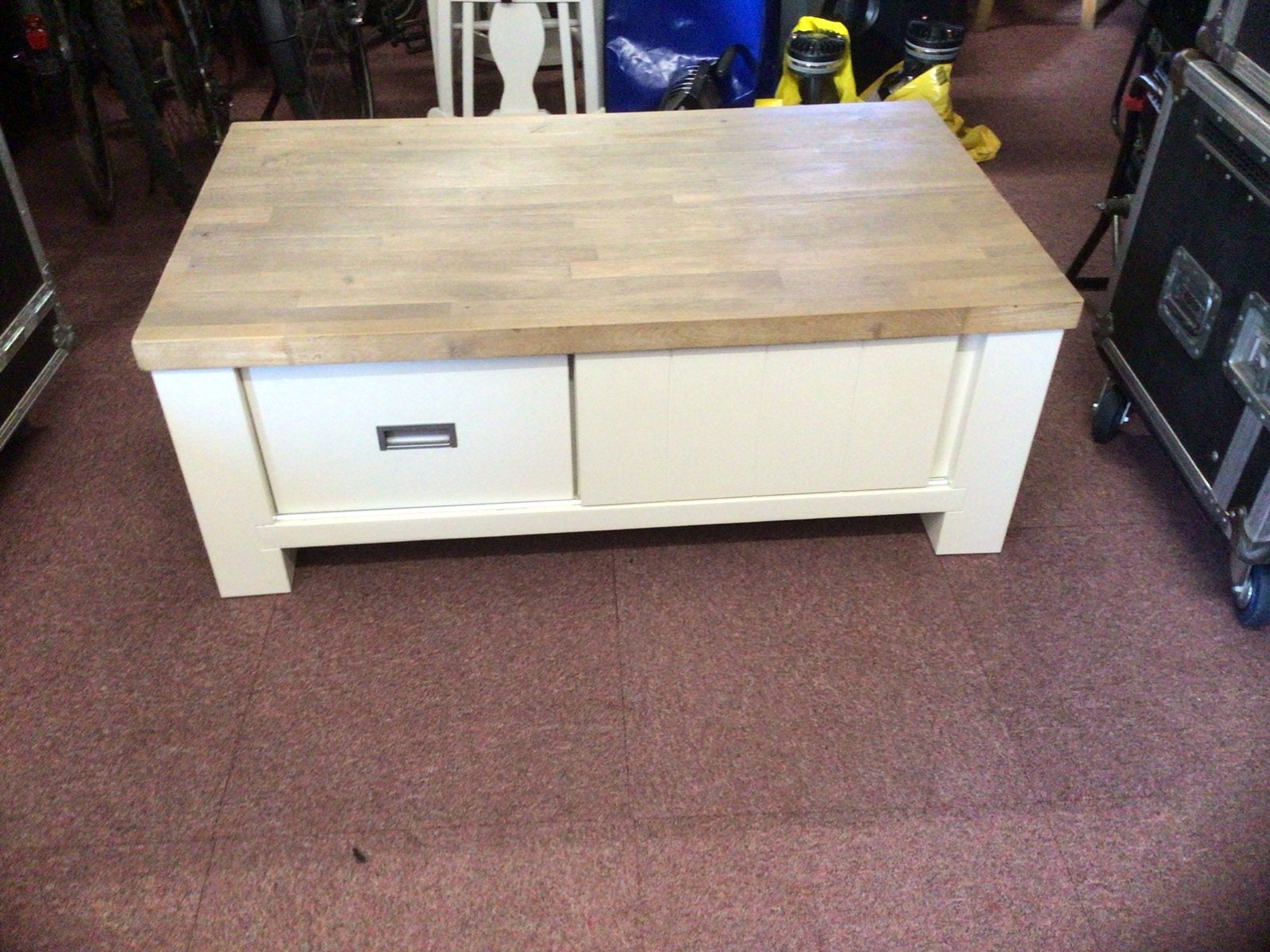 Houten salon tafel vierkant met lades van H&H, Ophalen, 50 tot 100 cm, Zo goed als nieuw, Minder dan 100 cm