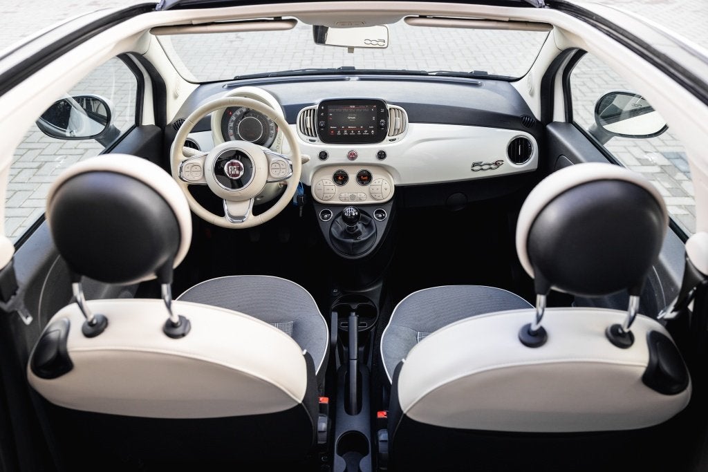 Fiat 500 0.9 TwinAir T Lounge | CarPlay | Climate Control |, Auto's, 12 maanden, Stof, Wit, Bedrijf