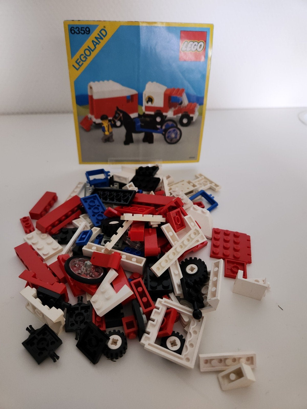 Lego - Paardentrailer - 6359, Kinderen en Baby's, Gebruikt, Lego, Ophalen of Verzenden, LEGOLAND