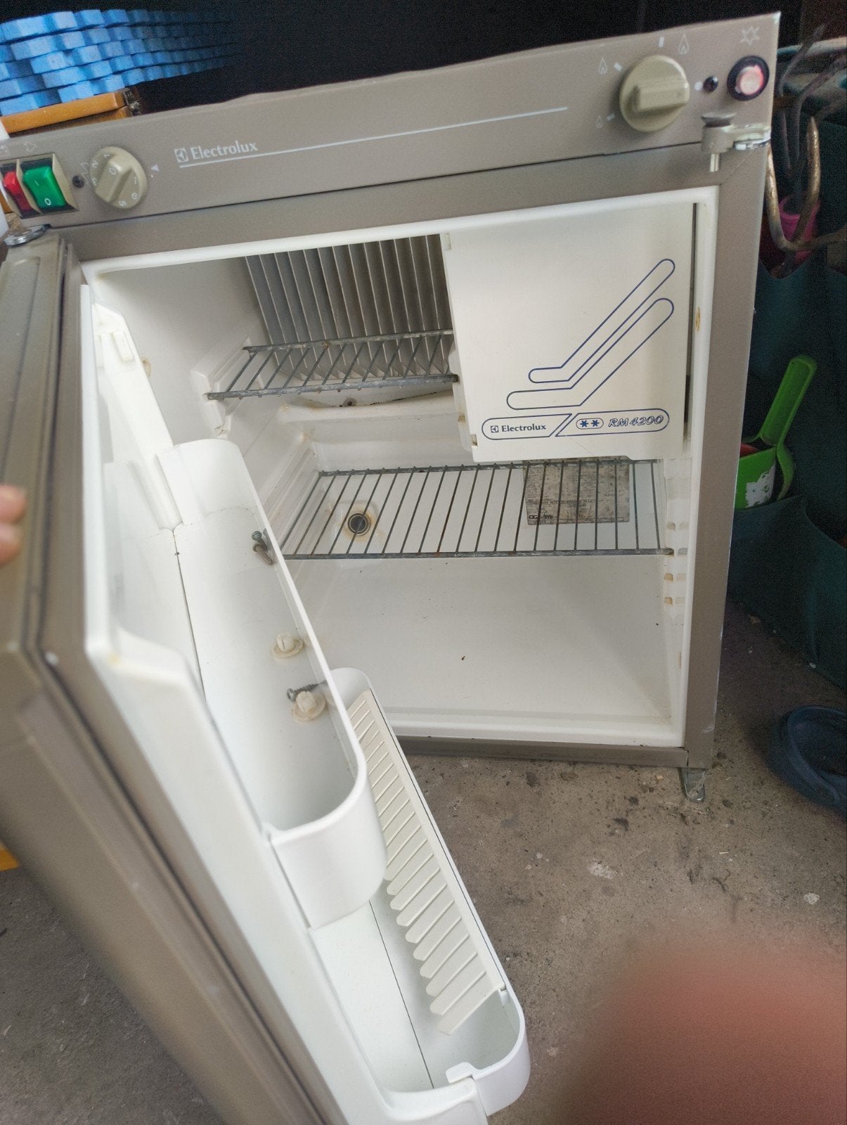 Electrolux RM 4200 absorptie koelkast 12V / 230V / gas, Ophalen, Gebruikt