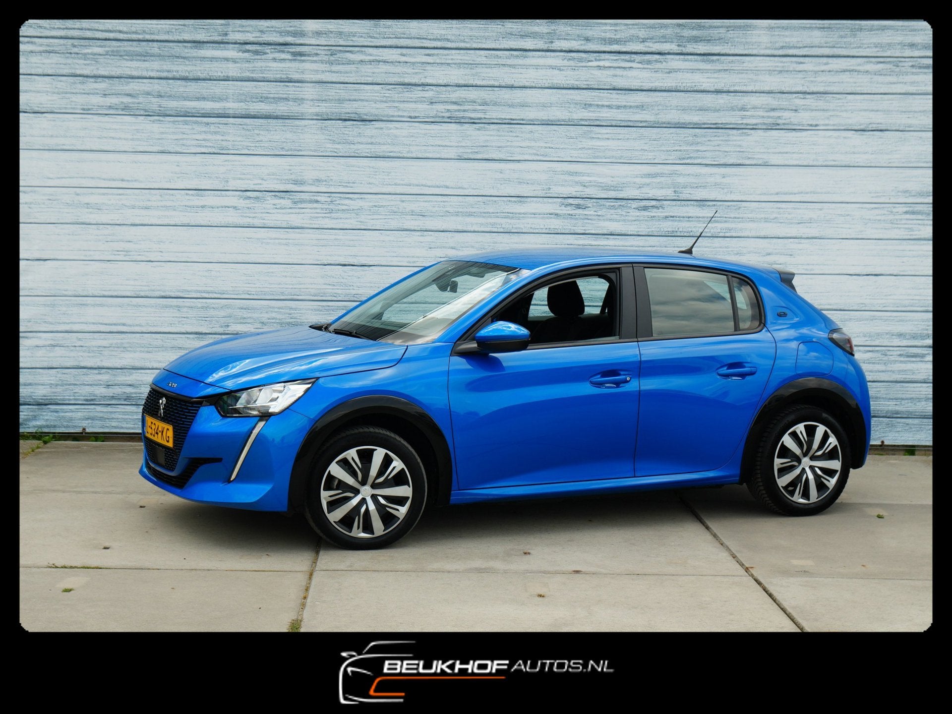 Peugeot E-208 EV Active 50 kWh Carplay Navi Cruise Soh 90.5%, Gebruikt, Zwart, Blauw, Parkeersensor