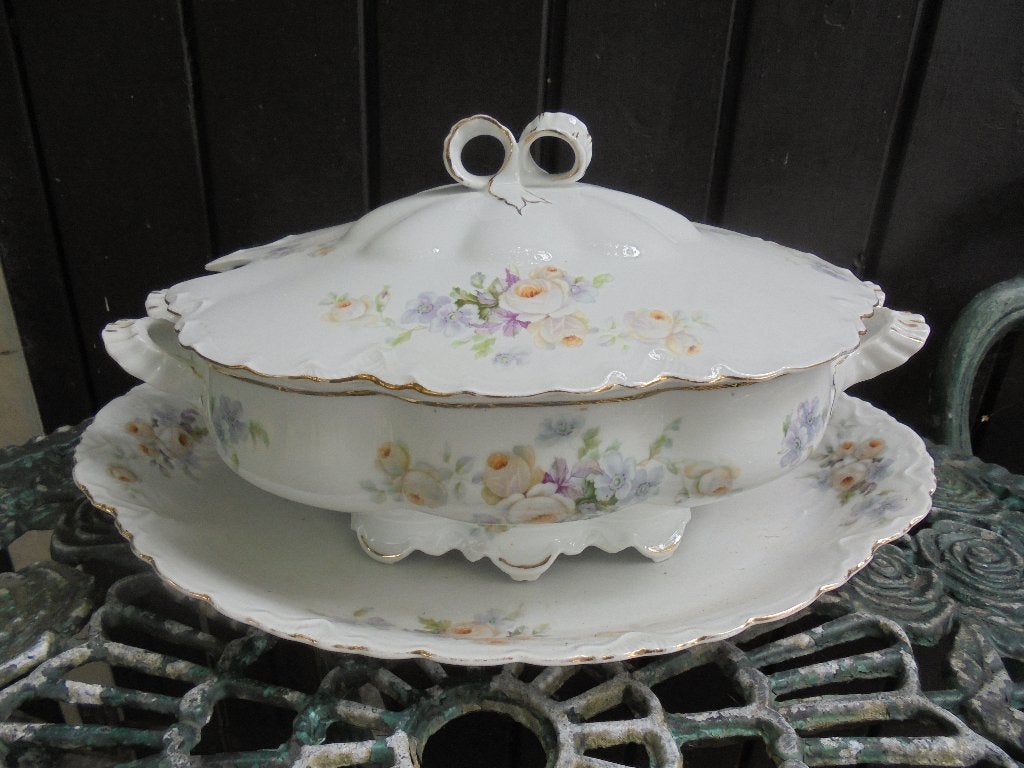 Prachtige antieke terrine + onderschaal wit/roze rozen M Z, Ophalen of Verzenden
