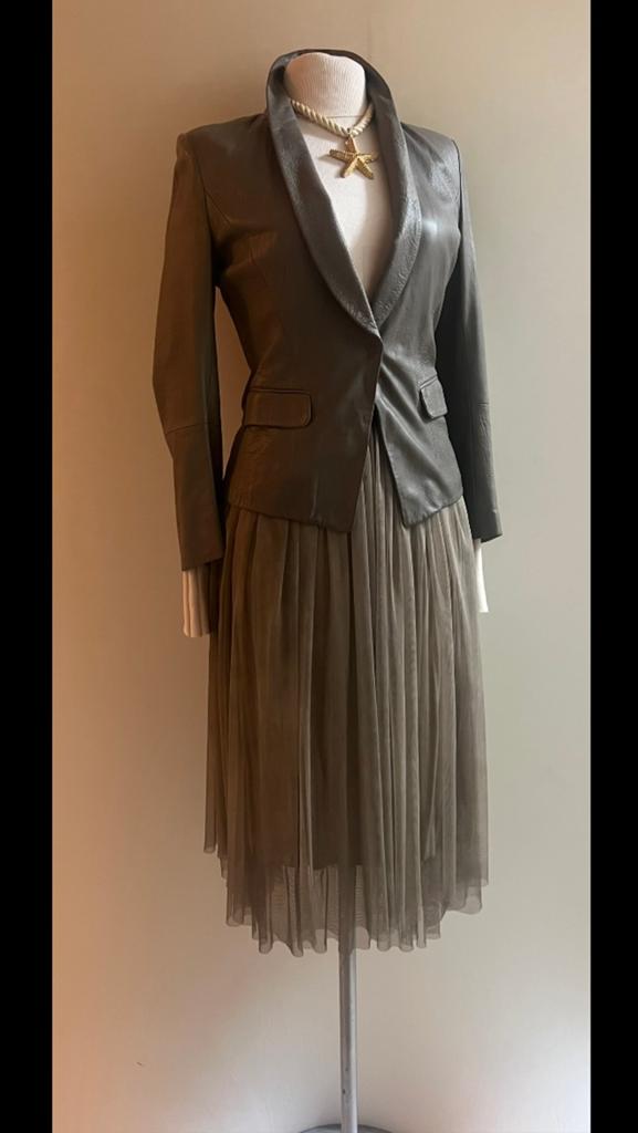 Sylvie Schimmel 38 lamsleren jasje blazer khaki taupe, Verzenden, Zo goed als nieuw, Maat 38/40 (M)