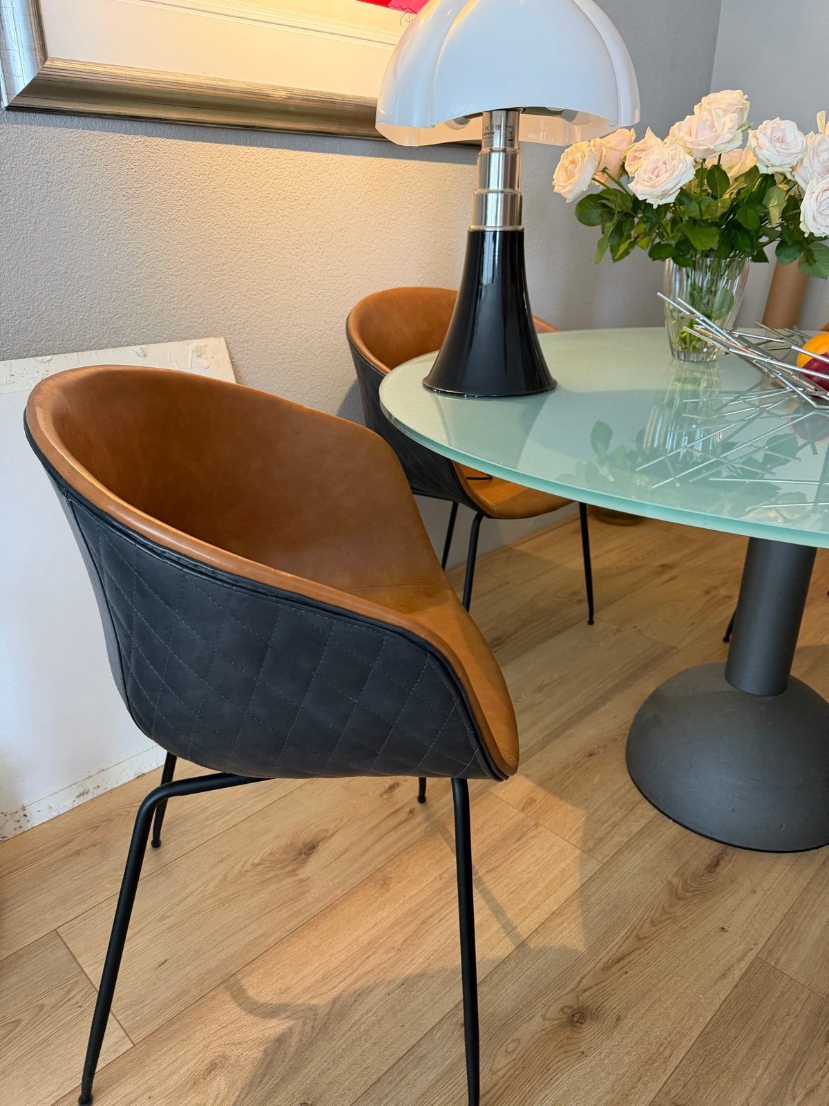 Set van 4 stijlvolle eetkamerstoelen - Bruin/Zwart, Huis en Inrichting, Ophalen, Gebruikt, Bruin, Leer