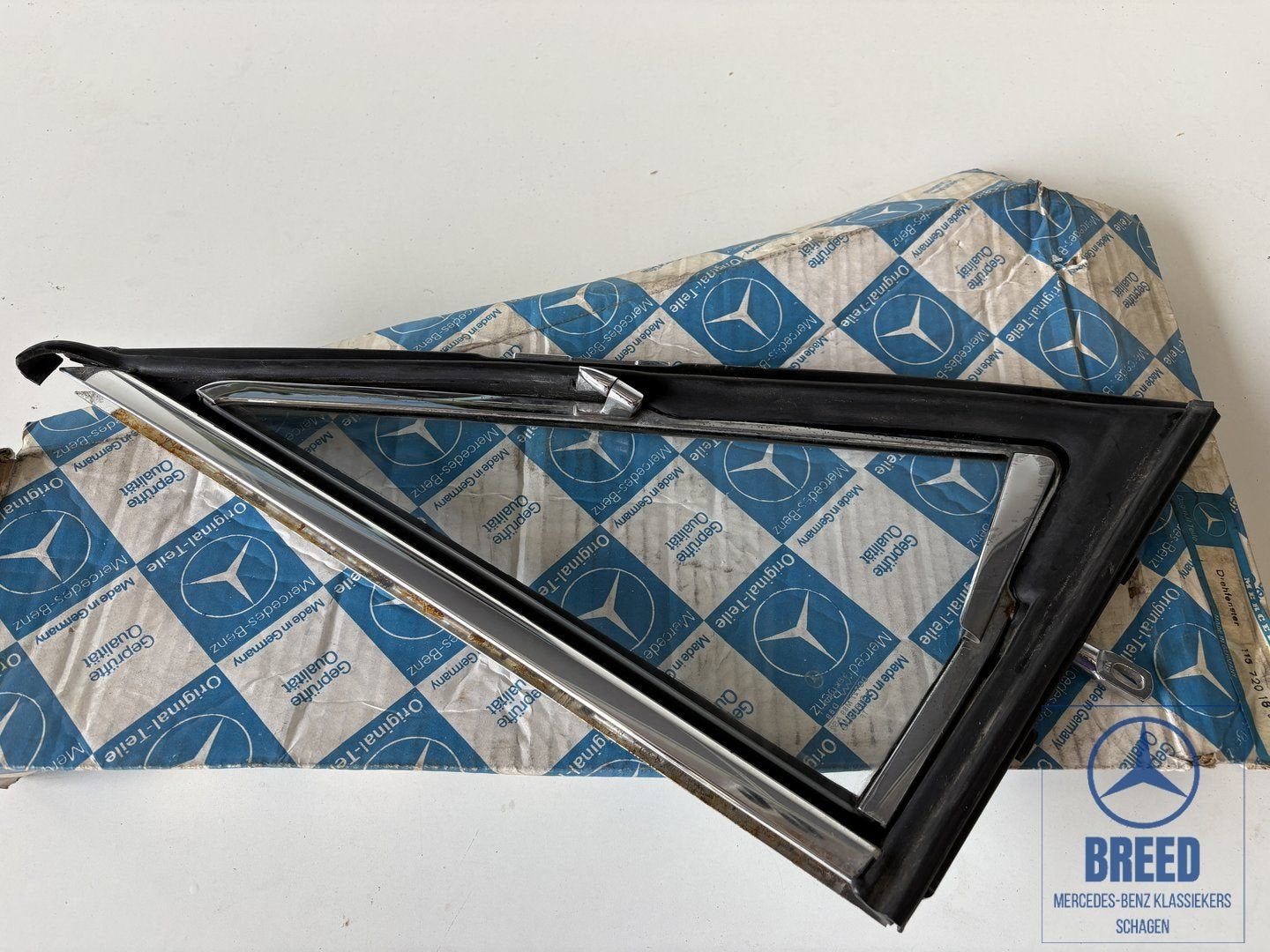 NOS draairaam rechts blank glas compleet voor Mercedes-Benz, -, Nieuw, Ophalen of Verzenden, -