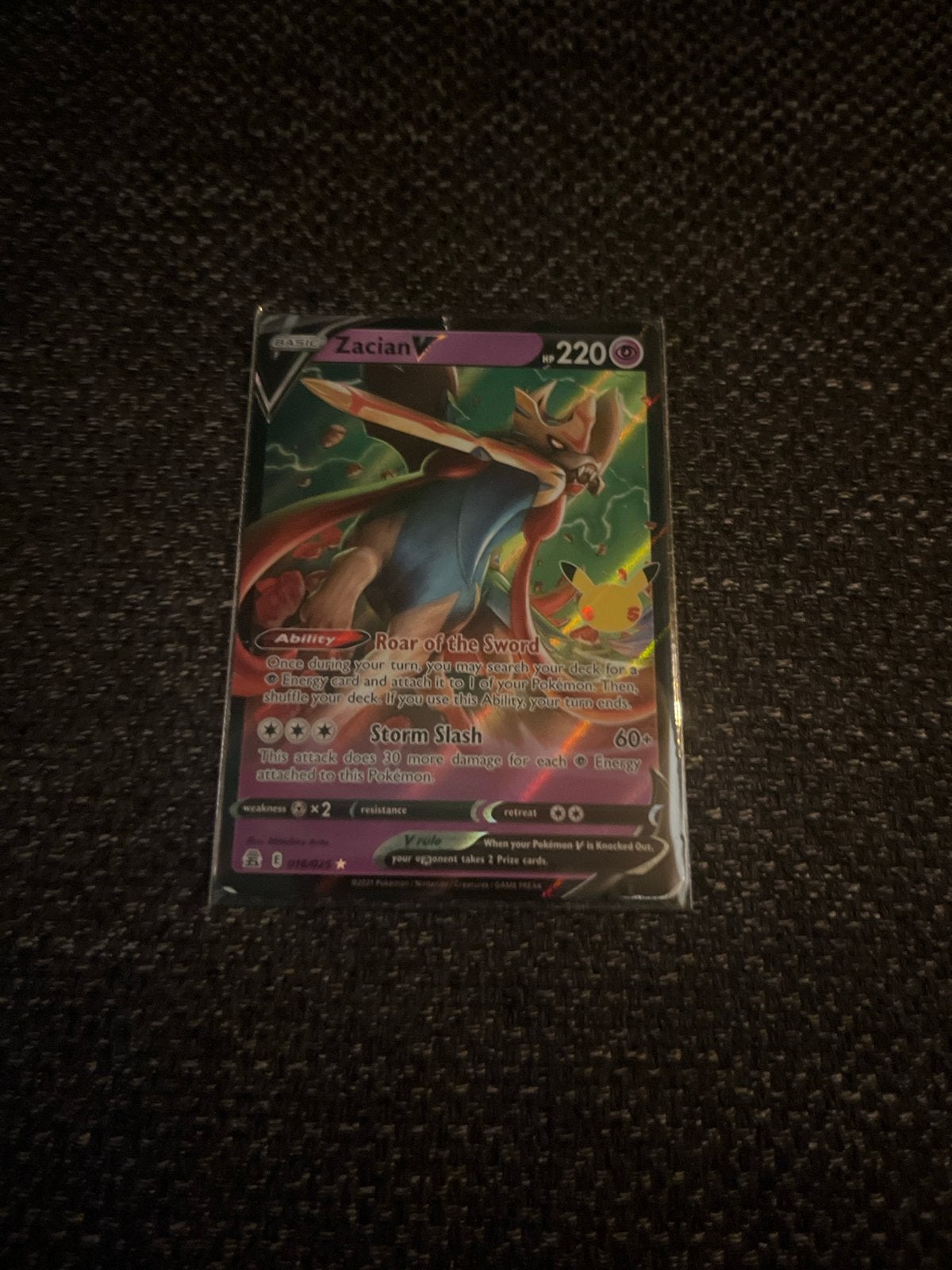 Zacian V Pokémon Kaart, Ophalen of Verzenden, Zo goed als nieuw, Losse kaart