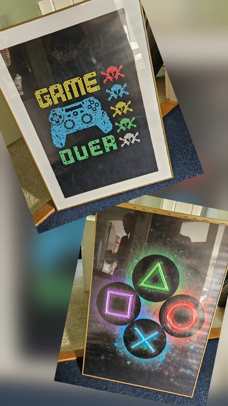 2 Game Posters in Bronzen Aluminium Lijst (100x70 cm), Ophalen, Gebruikt, 75 tot 100 cm, Foto of Poster