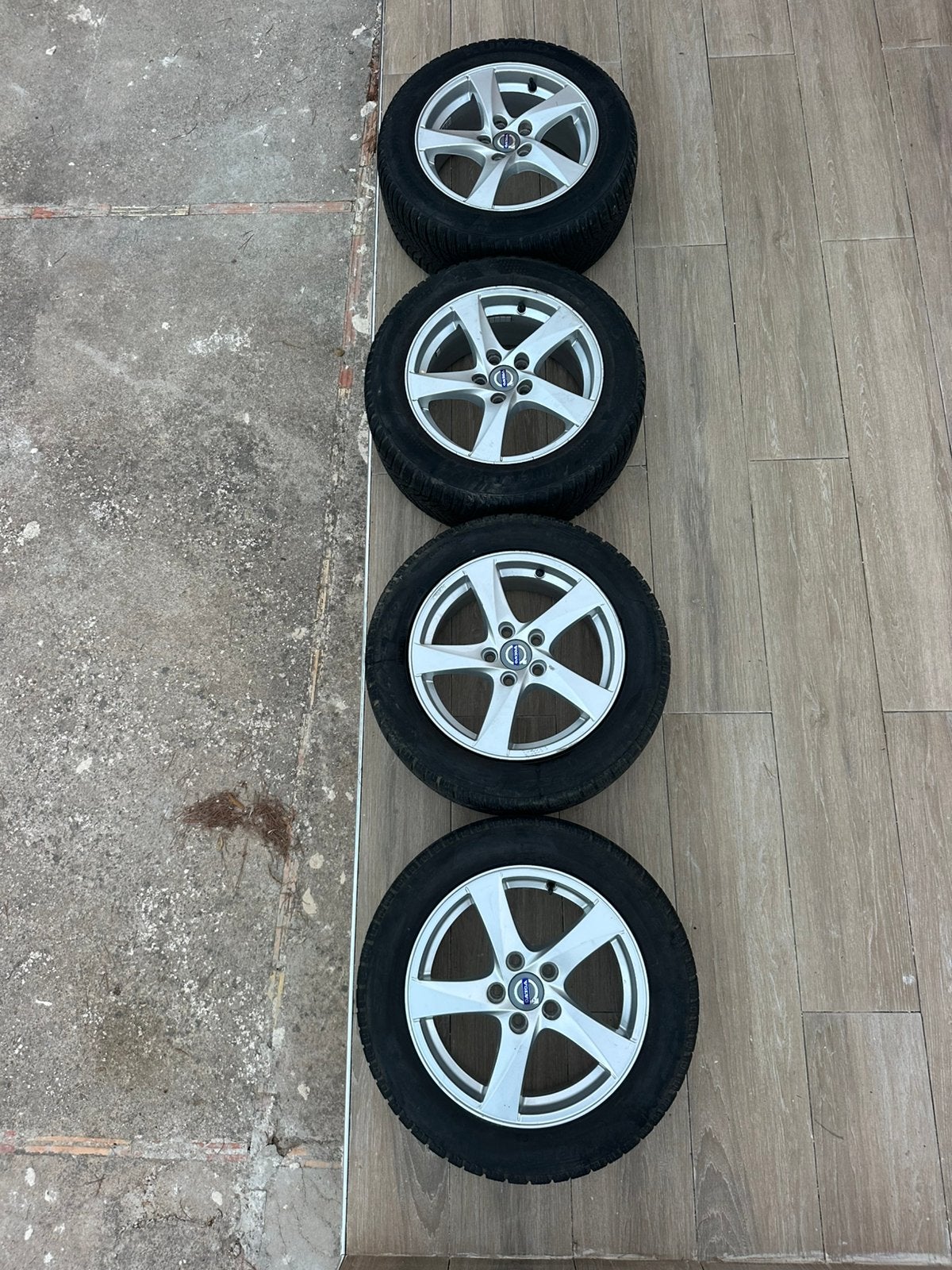 Winterbanden 215/55 R16, Auto-onderdelen, Ophalen, 16 inch, Winterbanden, Band(en)