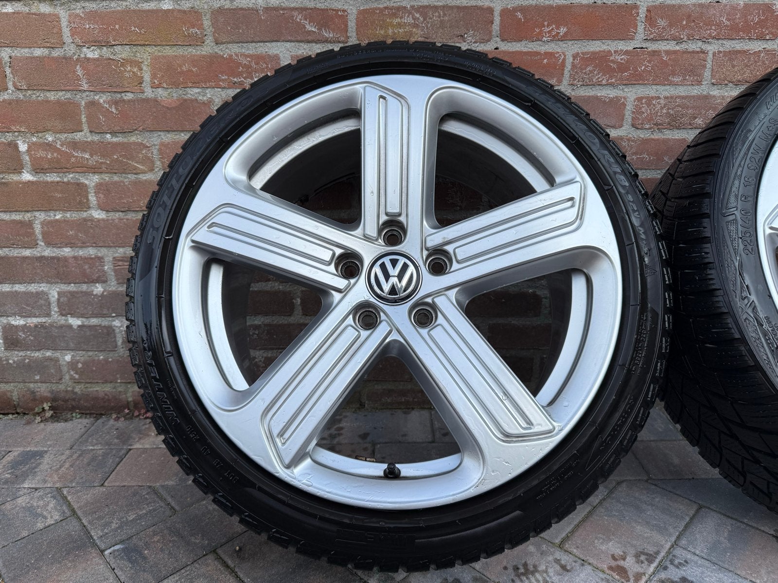 Originele VW Golf 7 R velgen met winterbanden, Ophalen, 18 inch, Gebruikt, Banden en Velgen