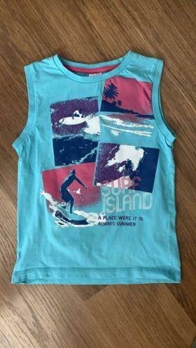 Leuk singlet maat 122, Kinderen en Baby's, Kinderkleding | Maat 122, Ophalen of Verzenden, Gebruikt, Jongen, Shirt of Longsleeve