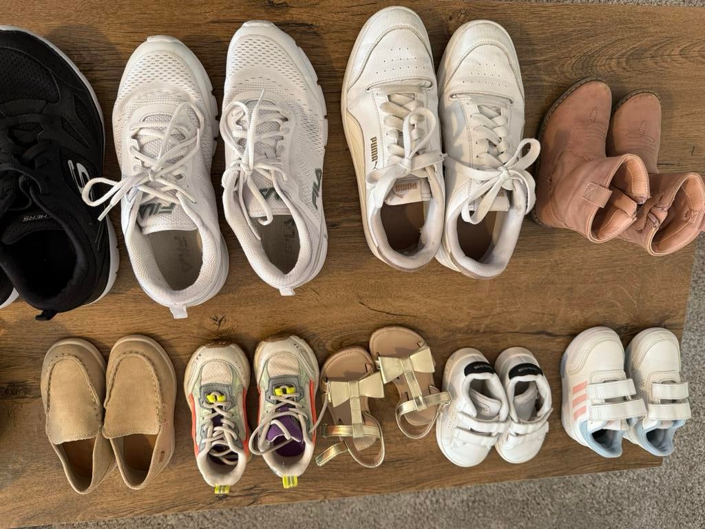 Merken, Kinderen en Baby's, Babykleding | Schoentjes en Sokjes, Ophalen of Verzenden, Zo goed als nieuw, Jongetje of Meisje, Schoentjes