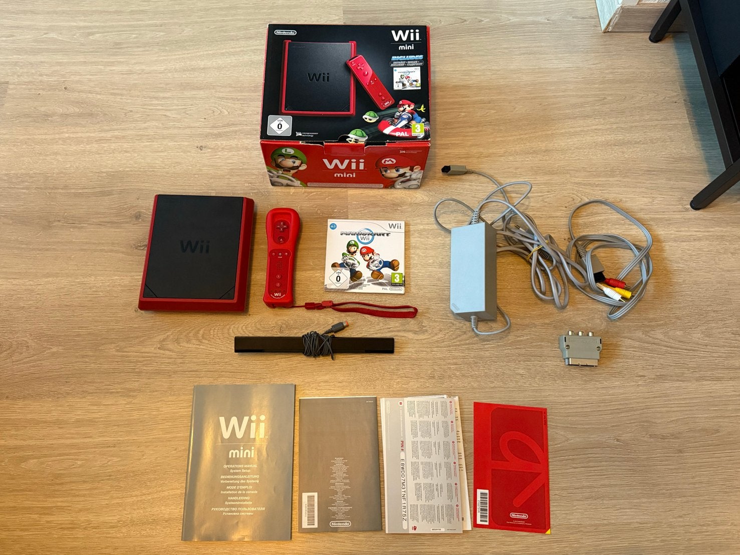 Wii Mini Console compleet - Zo goed als nieuw!, Spelcomputers en Games, Ophalen of Verzenden, Zo goed als nieuw, Met 1 controller