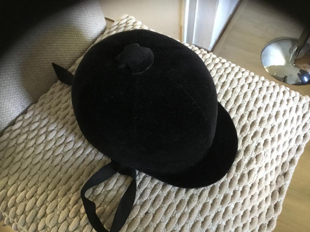 Paardrij CAP.     Bieden, Ophalen of Verzenden, Zo goed als nieuw, Overige soorten, Cap