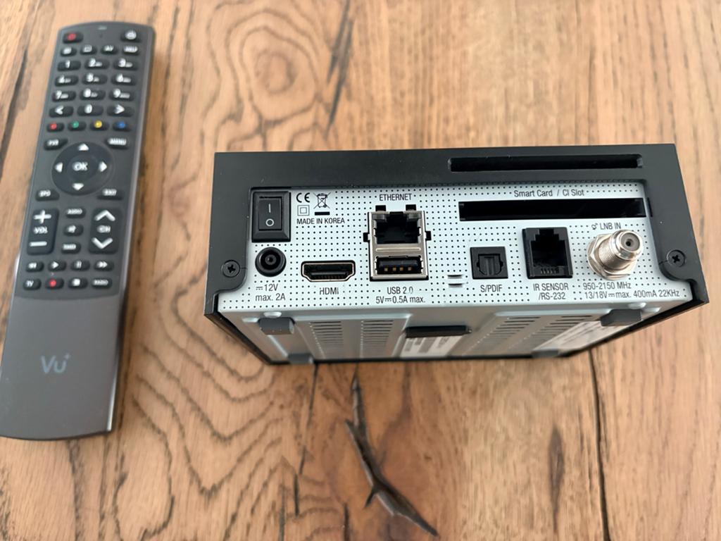 VU+ Zero 4K DVB-S2X ontvanger  incl met schotel, Ophalen of Verzenden, Zo goed als nieuw