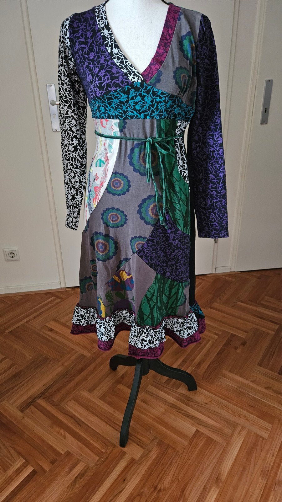 Desigual jurk met lange mouwen en patchwork print, Kleding | Dames, Meerkleurig, Ophalen of Verzenden, Knielengte, Desigual
