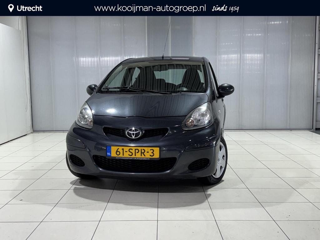 Toyota Aygo 1.0-12V Comfort Navigator | Automaat | Goed onde, Euro 5, Gebruikt, 4 stoelen, 68 pk