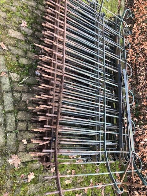 Vooroorlogse tuinhekken , 11 stuks op een pallet . all, Ophalen, Gebruikt, IJzer, Tuinhek