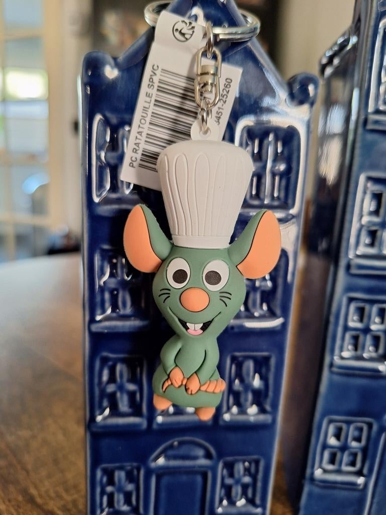 Disneyland sleutelhanger Remy nieuw, Ophalen of Verzenden, Overige figuren, Nieuw, Overige typen