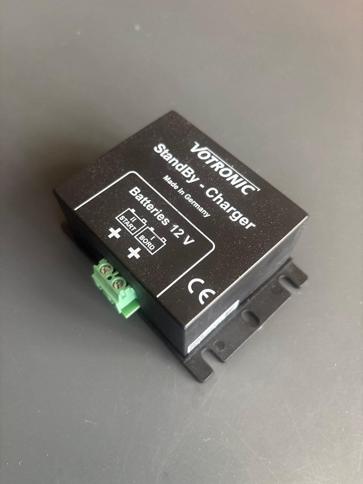 Votronic StandBy-Charger 12V Acculader, Nieuw, Universele onderdelen