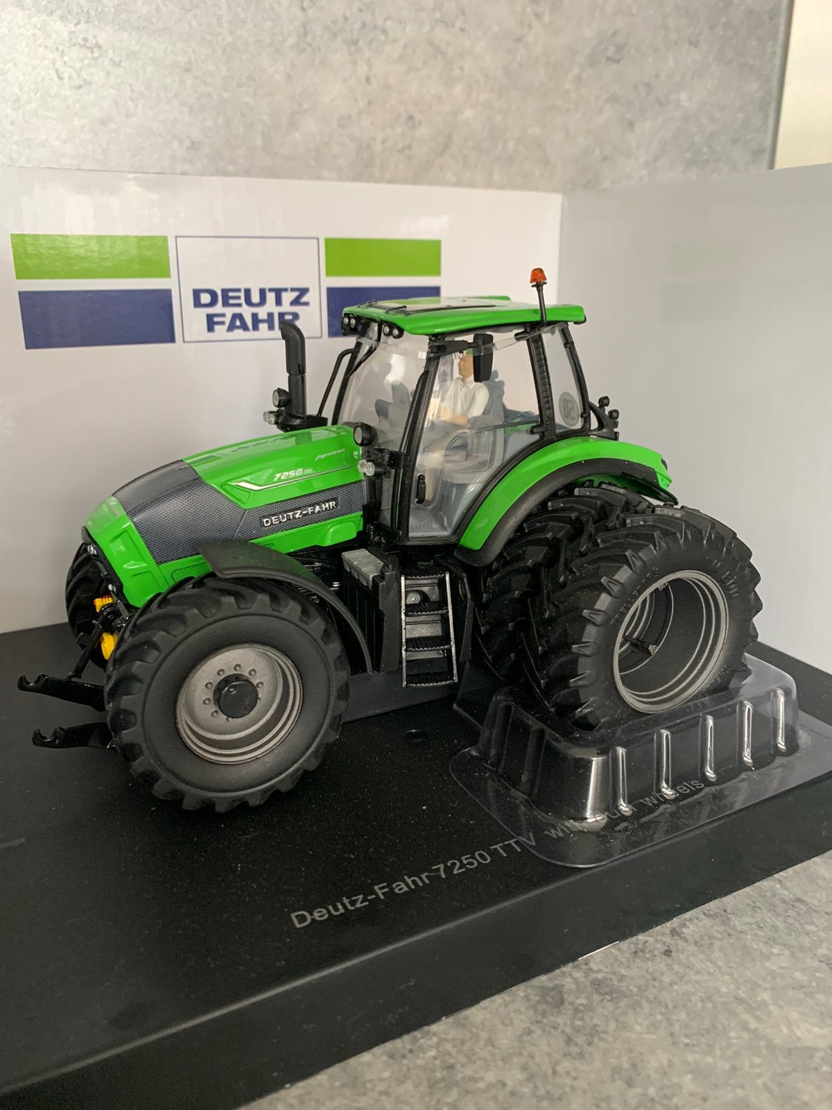 Deutz Fahr 7250 TTV Agrotron, Ophalen of Verzenden, Tractor of Landbouw, Overige merken