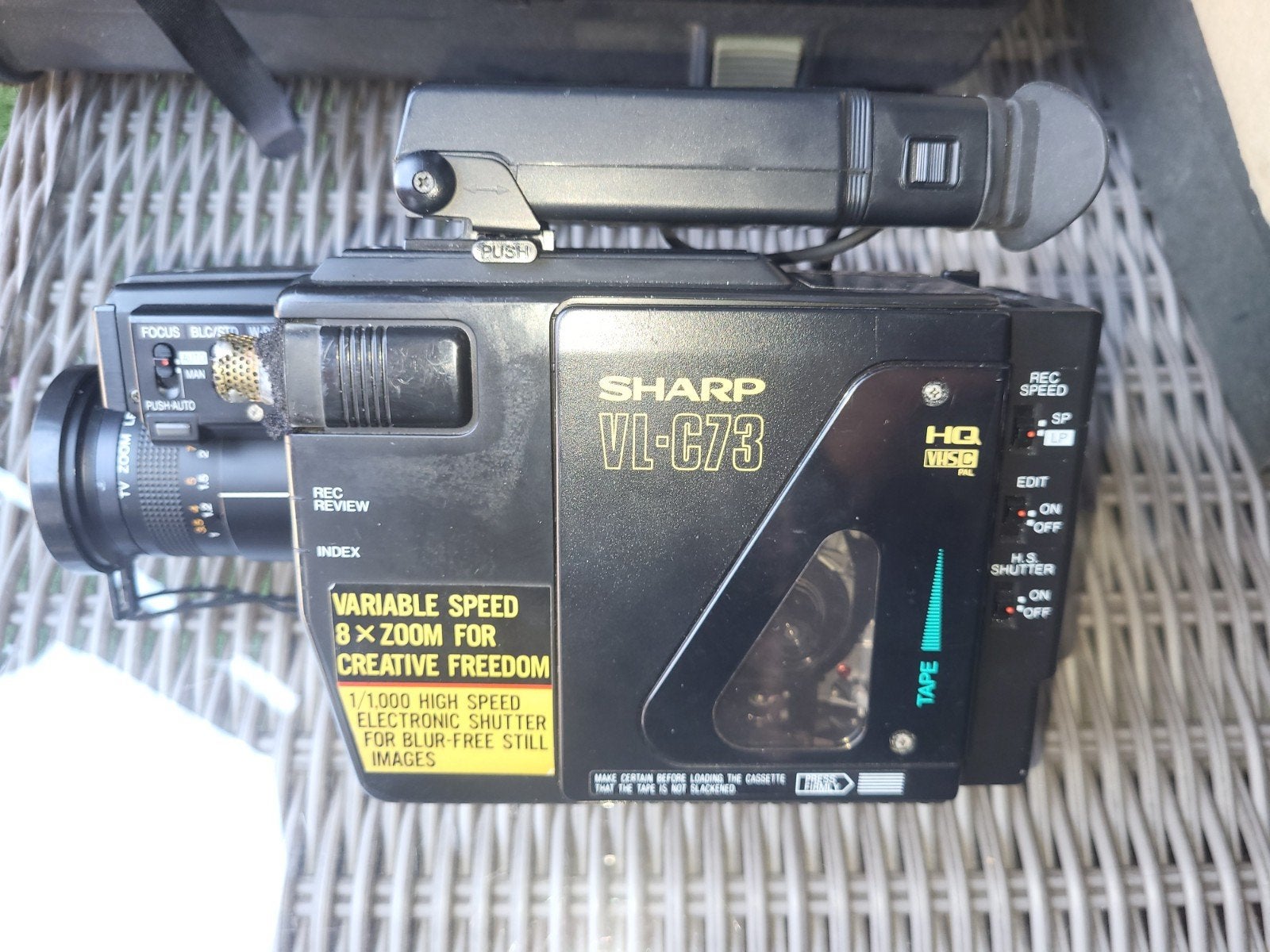 Sharp VL-C73 VHS-C Camcorder inclusief 25 bandjes, Ophalen of Verzenden, VHS-C of SVHS-C, Camera