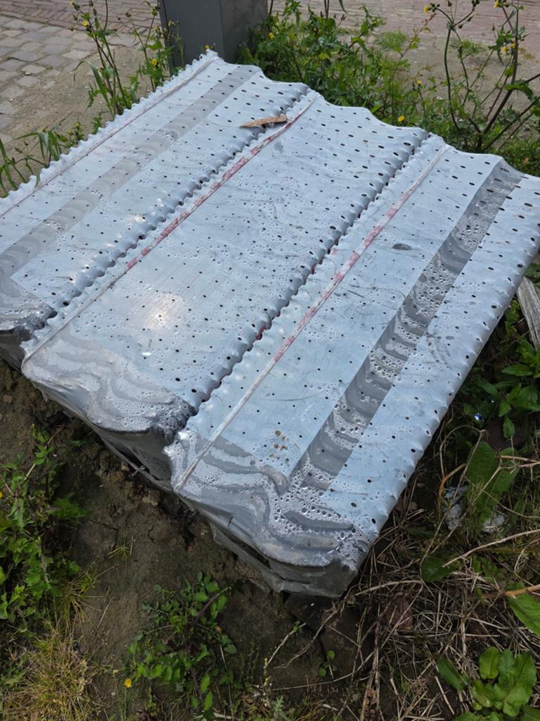 Nieuwe sneldekkers dakpannen, Steen of Klei, Nieuw, Ophalen of Verzenden, 15 m² of meer