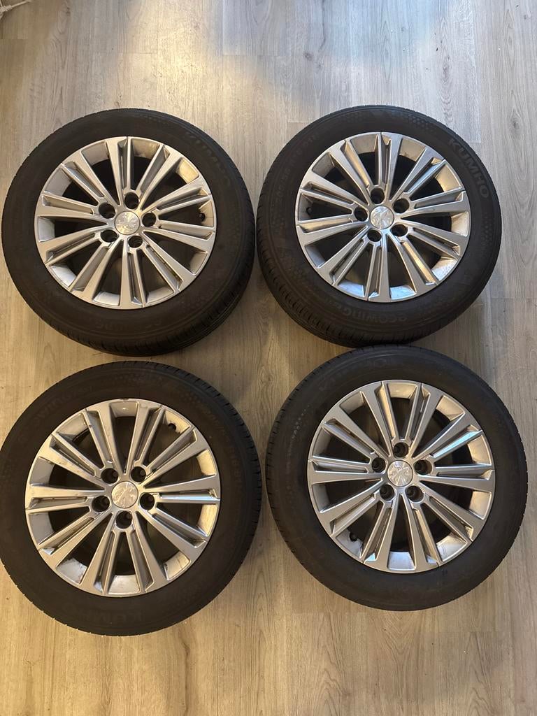 Set Peugeot 308 velgen +Kumho zomerbanden 205/55 R16-DOT2025, Auto-onderdelen, Banden en Velgen, Ophalen, Gebruikt, Velg(en), 16 inch