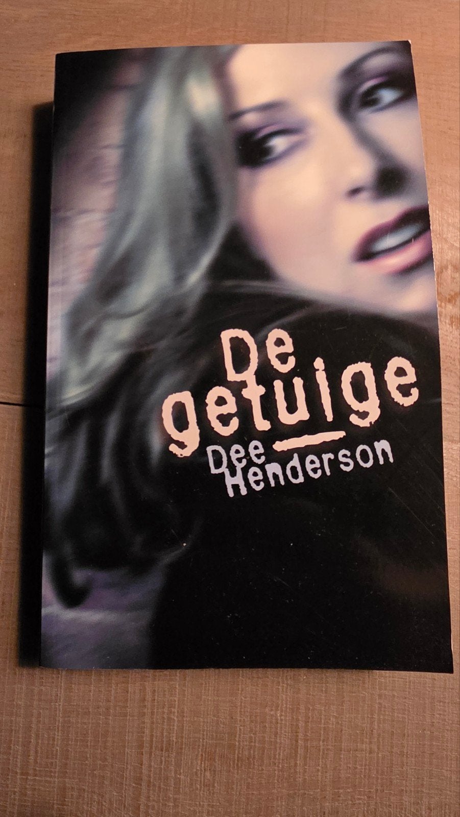 De getuige - Dee Henderson, Boeken, Ophalen of Verzenden, Gelezen, D. Henderson